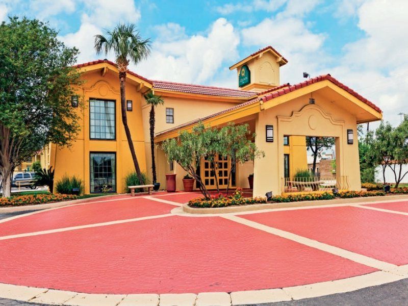 La Quinta Inn By Wyndham San Antonio Lackland Exterior foto